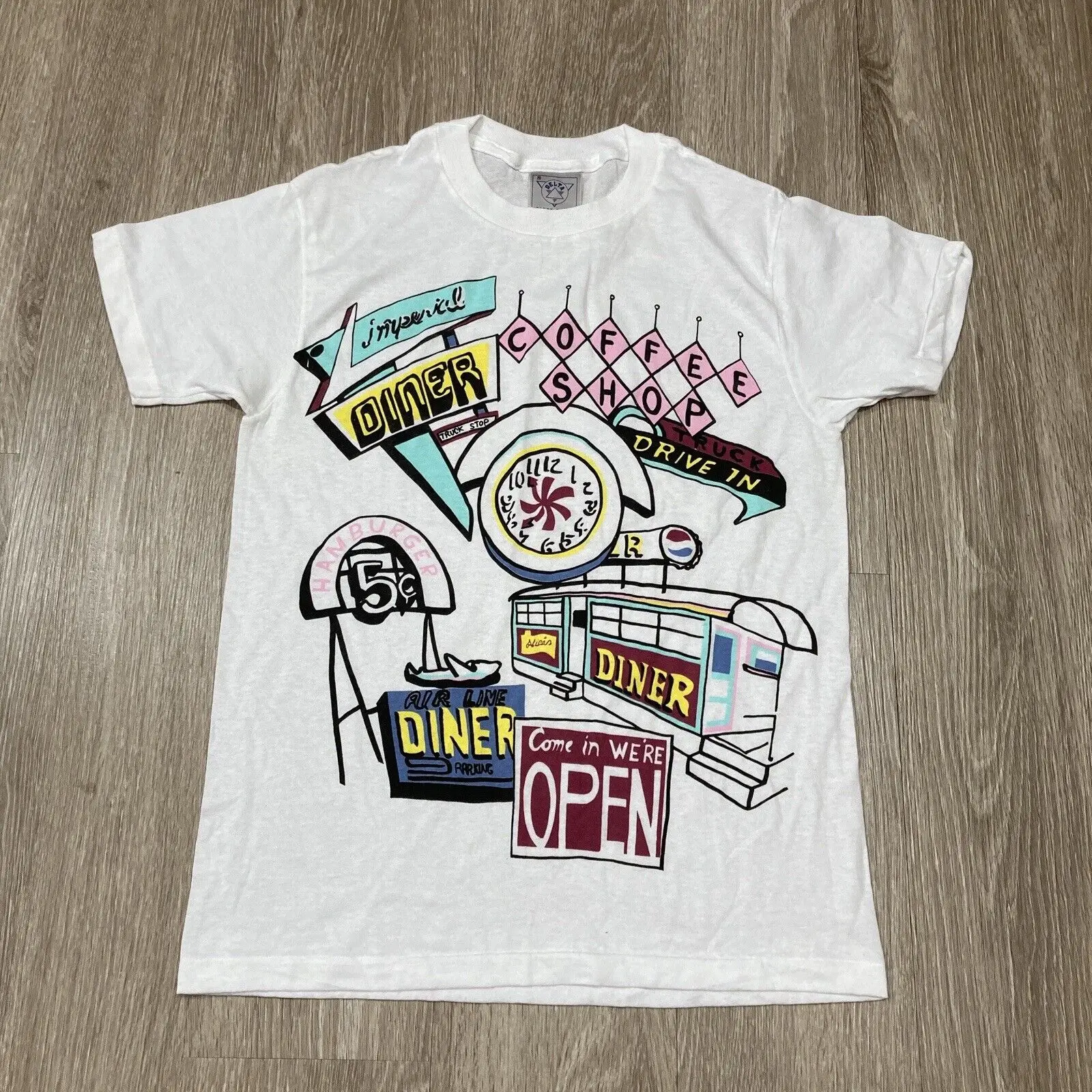 Винтажная футболка с длинным рукавом 90s 00s в виде закусочной Кофейни