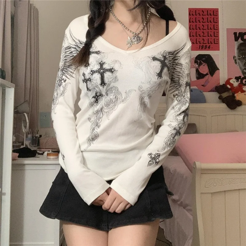 

Aesthetic T Shirt Graphic Cross Wings Printed Long Sleeve Tops Y2K Women Clothes Fairycore Grunge Tee Streetwear Vintage Blouse