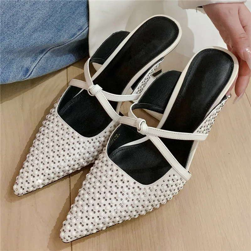 

Spring And Autumn New Women's Single Shoes Leather Fashion Women's Sandals Pointed Rivets Stiletto Heels Women's Shoes