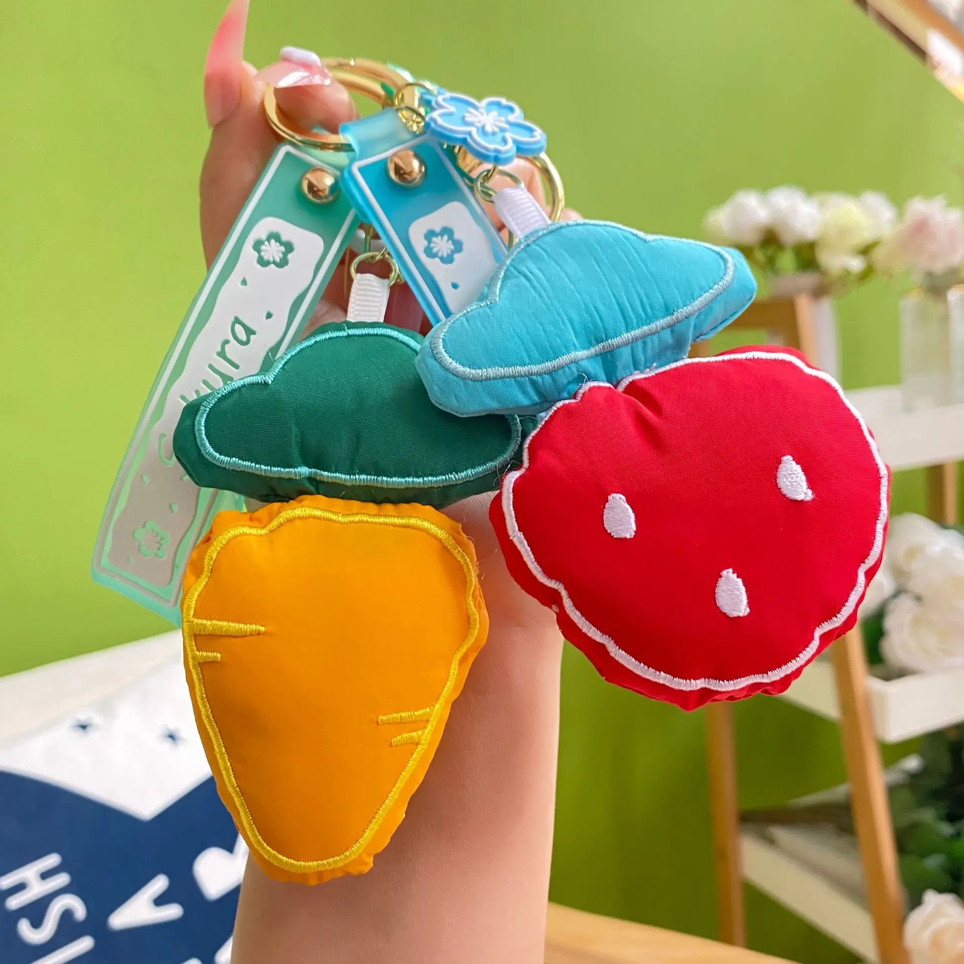 

New HOT SALE Trendy Pendant Cute Strawberry Carrot Plush Keychain Creative Car Charm Fashion Bag Charm Children's Birthday Gifts