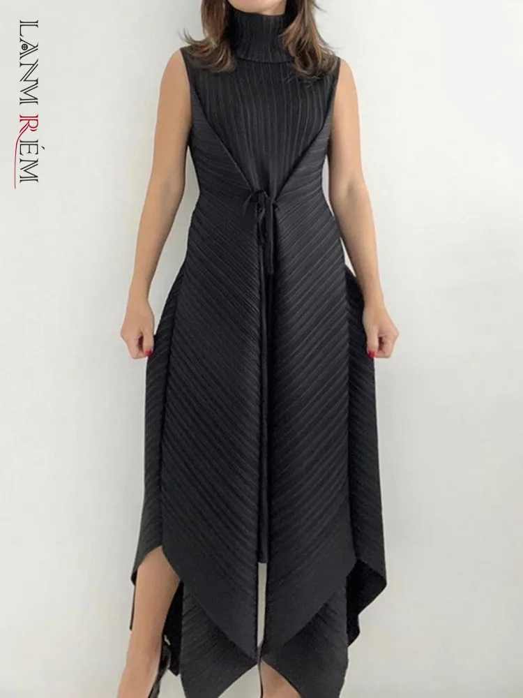 

LANMREM Pleated Dress For Women High Neck Sleeveless Midi Elegant Loose Dresses Female Fashion Party Clothing 2023 Summer LN010