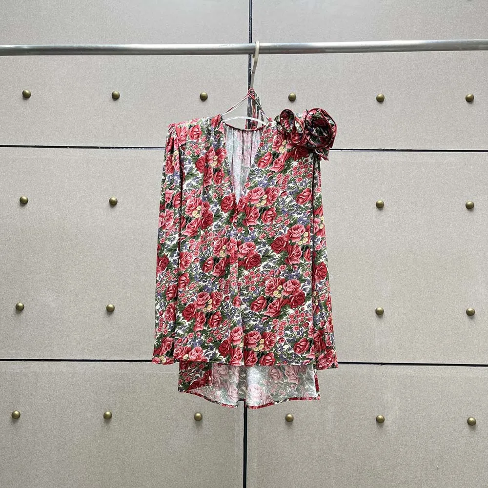 Женская рубашка с V-образным вырезом длинным рукавом и стереоскопическим