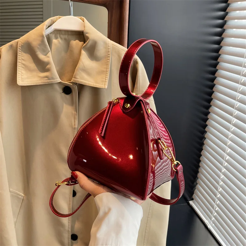 

Mini Triangle Shoulder Bags for Women Hand Bag Leather Crossbody Bag New 2023 Trend Fashion Solid Female Handbags and Purses