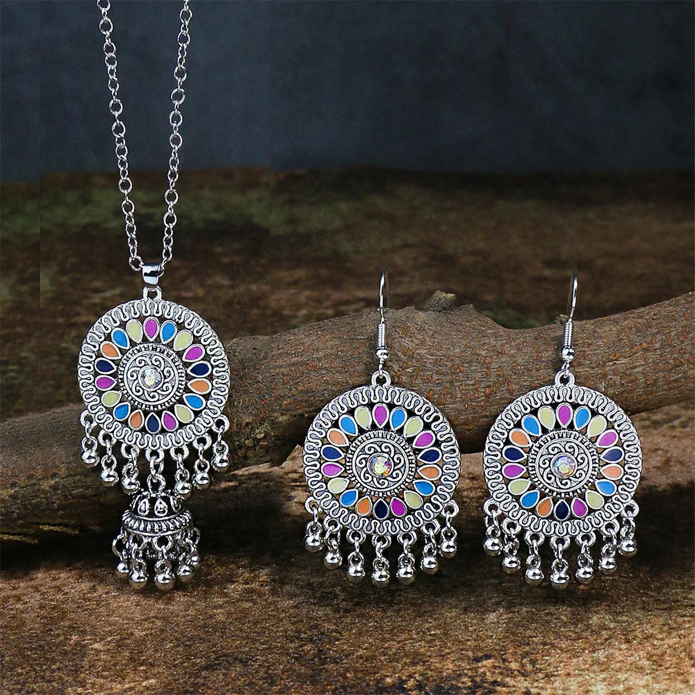 

Vintage Ethnic Drop Oil Bell Tassel Earrings Necklaces Set for Women Silver Color Geometric Carved Jhumka Party Vacation Jewelry