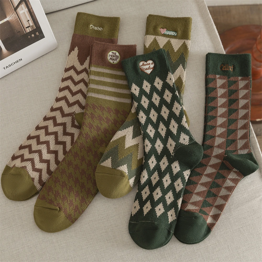 

Полосатые забавные носки, милые винтажные зеленые женские клетчатые белые японские конфеты в стиле Харадзюку с вышивкой, женские милые заб...