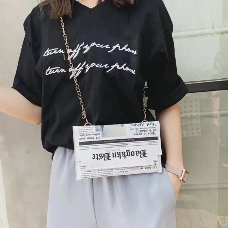 

Французская Роскошная брендовая дамская сумка на одно плечо, маленькая сумочка с косым крестом и цепочкой с красными губами, уличная мода, л...