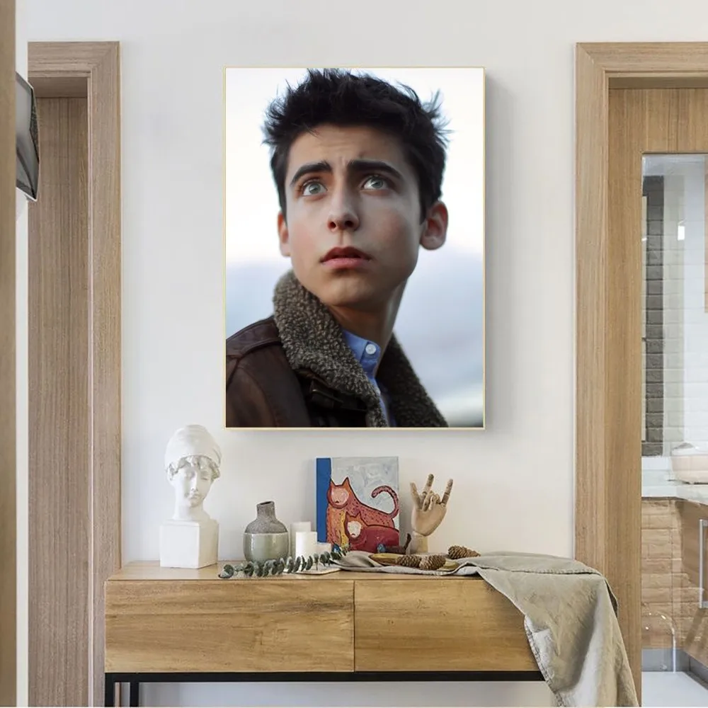 Плакат Aidan Gallagher из крафт-бумаги