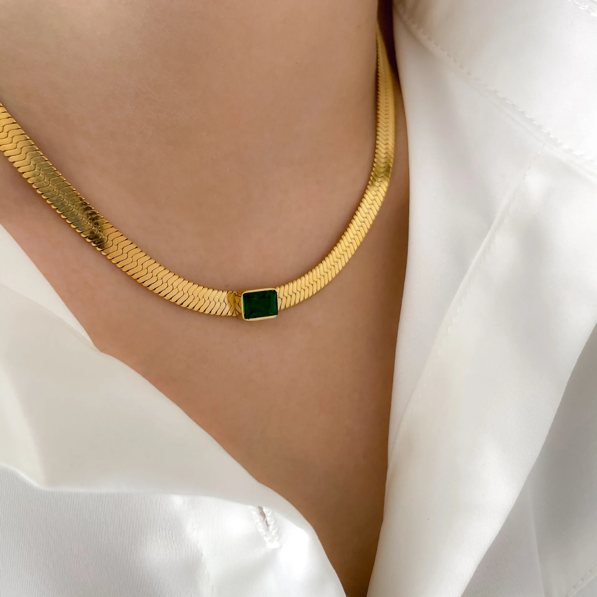 Модное женское ожерелье-цепочка с кубическим цирконием ожерелье зеленым и змеей