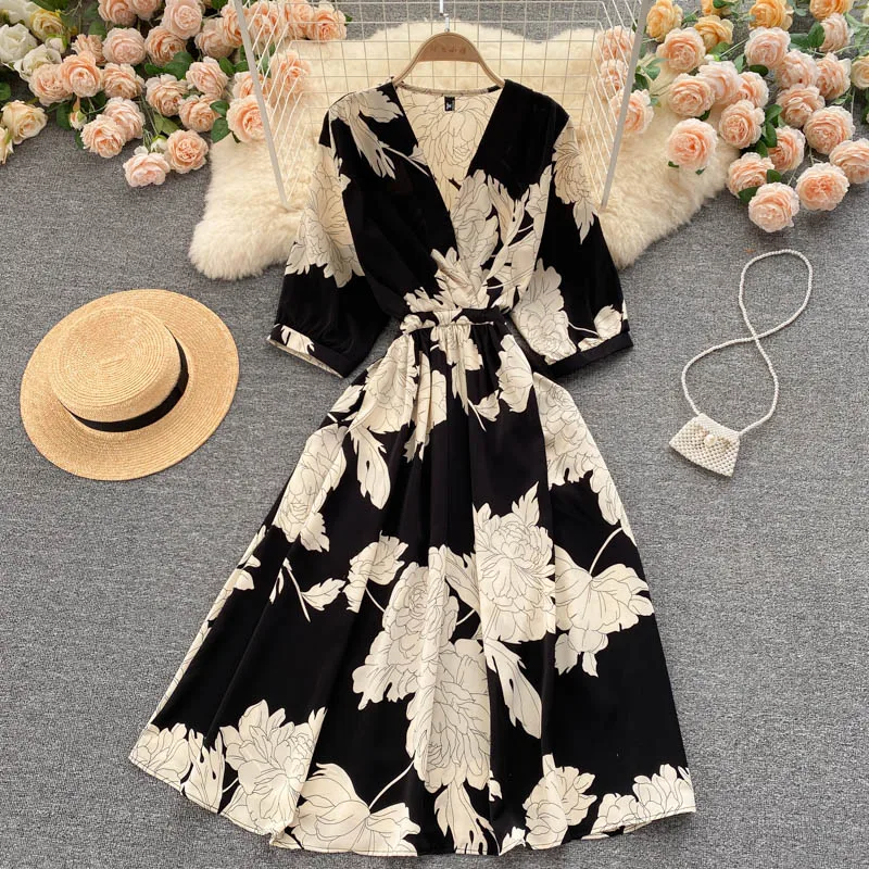 

Women's Runway Fashion Spring Summer V Neck Print Dress Female High Waist Chic A-line Party Dress TB2348