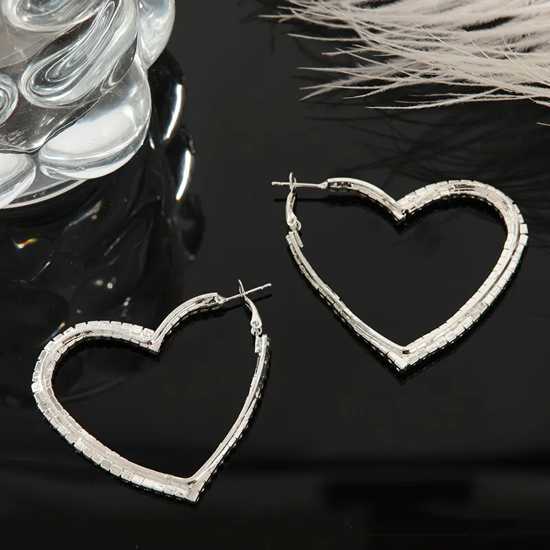 

Women's Light Luxury Fashion Style Exaggerate Personality Earrings Jewelry Two Piece Set Silver Earrings