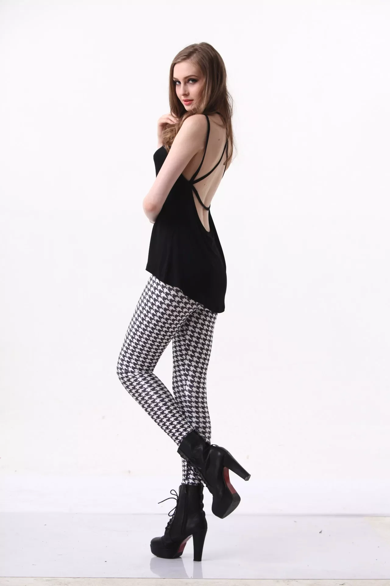 

Женские облегающие леггинсы с принтом, модные тренировочные брюки с пуш-ап, эластичные леггинсы для фитнеса, повседневные брюки-карандаш с ...