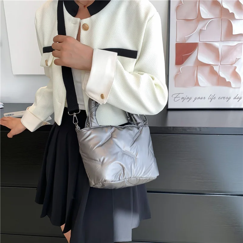 

Зимняя вместительная Хлопковая Сумка через плечо для женщин, сумки высокого качества, модные пуховые сумки, роскошная дизайнерская женская...