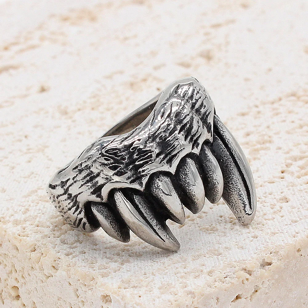 

Gothic Vampire Teeth Ring For Men Women Retro Stainless Steel Beast Teeth Biker Rings Punk Fashion Jewelry Gift Wholesale