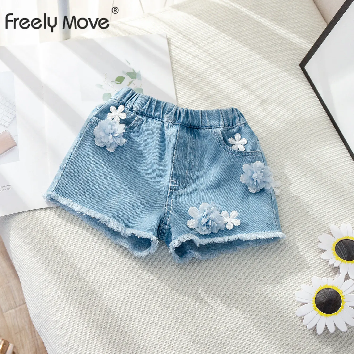 

New Summer Kids Short Denim Shorts for Girls Fashion Girl Short Jeans Children Pants Girls Shorts Flower Kids Clothing