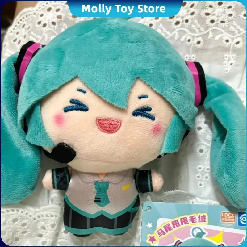 Плюшевая подвеска в виде хвоста Хацунэ Мику