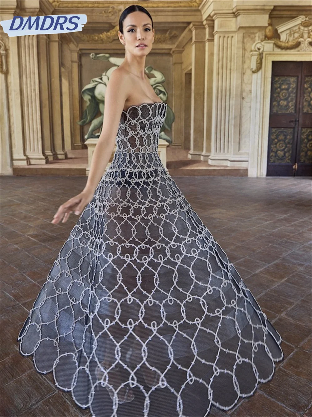 Женское атласное вечернее платье It's yiiya