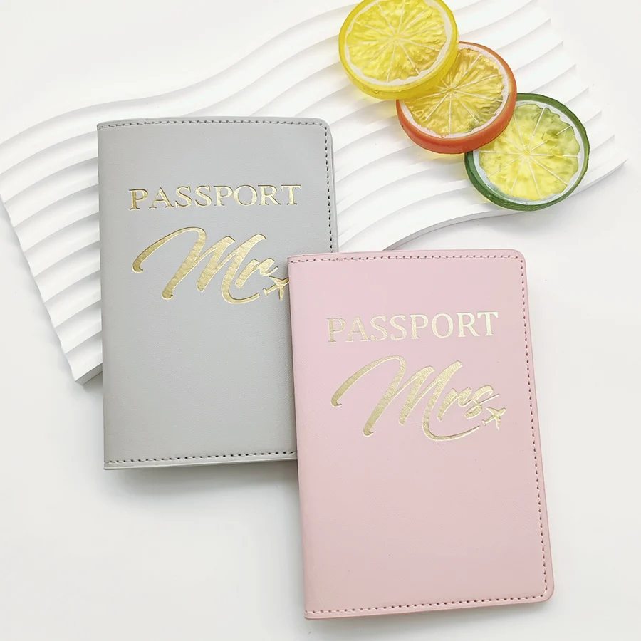 

2PCS a Set Mr/Mrs Lovers PU Leather Passport Cover Case Card Holder Travel Accessories Fashion Wallet for Women Men Couples