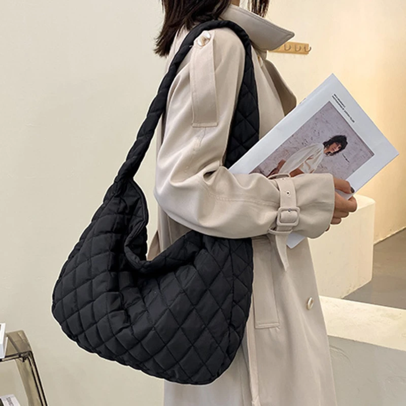 

2023 Lattice Pattern Shoulder Bag Space Cotton Handbag Women Large Capacity Tote Bags Feather Padded Ladies Quilted Shopper Bag