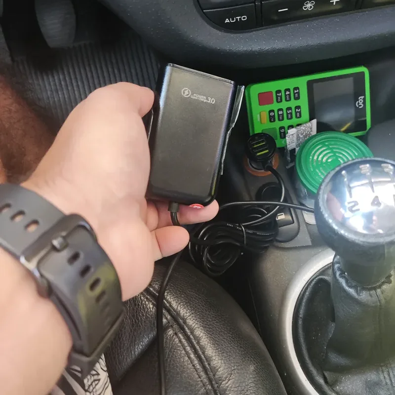 Фото Кабель-удлинитель для быстрой зарядки QC3.0 с 4 USB-портами для iPhone 17/16, автомобильное зарядное устройство для видеорегистратора №4
