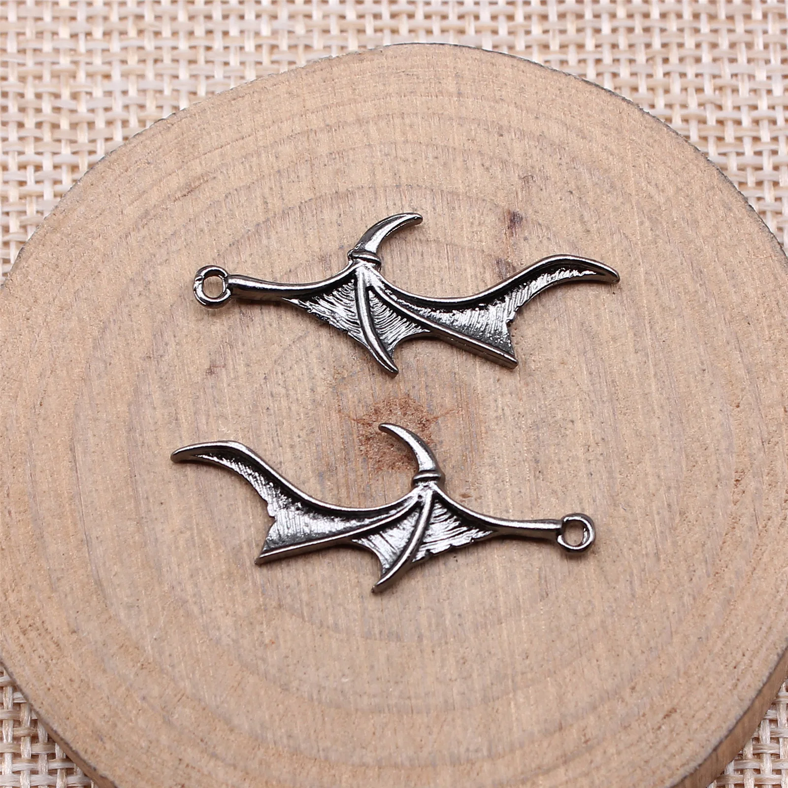 10Pcs 31x12mm Antique Silver Gun Black Color Demon Wings Dragon Bat Wings Charms for Jewelry Making DIY Jewelry for Accessories