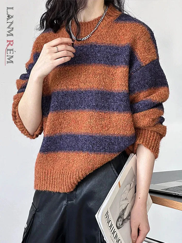 

[LANMREM] Vintage Striped Knitting Sweater For Women Round Neck Long Sleeve Casual Loose Warm Tops 2023 Winter New 26D7141