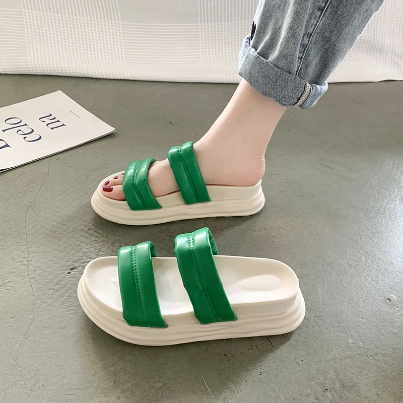 

Тапки Женские повседневные, Мягкие Шлепанцы на платформе, римские сандалии, лаконичные, из искусственной резины, для отдыха, Роскошные, лето...