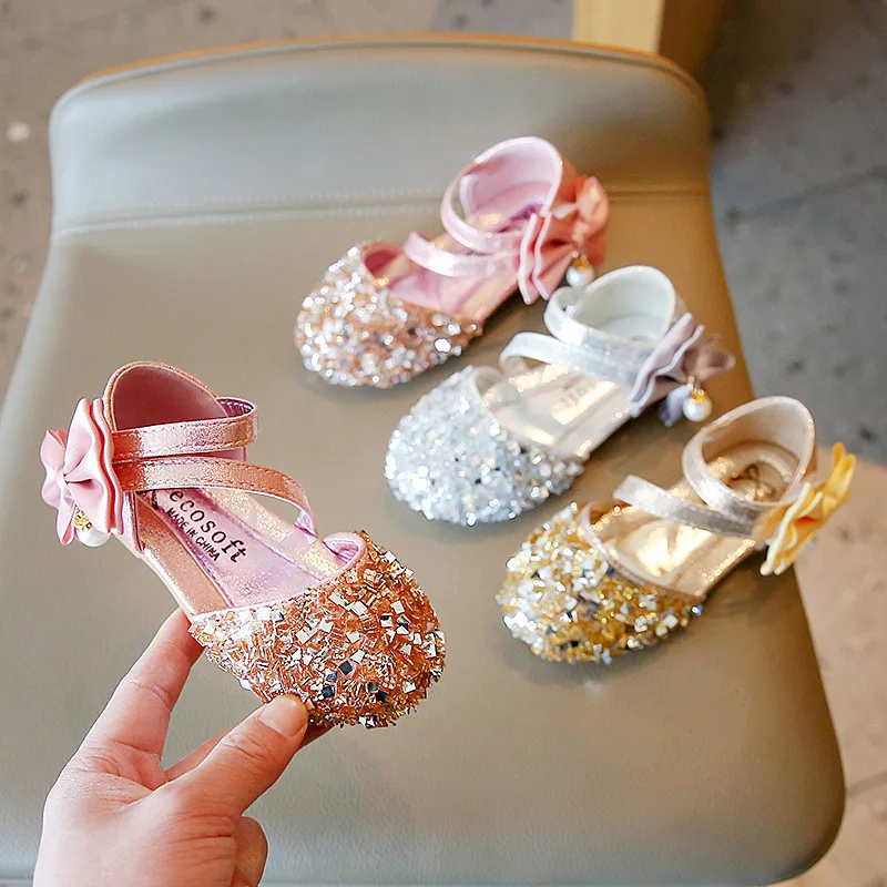 

Mosengkw 2022 Rhinestone Korean Sequins Girl Sandals Soft Material Summer Outdoor Children Shoes