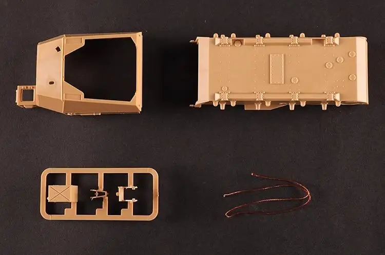 Hobbyboss 84835 немецкий Pz.Sfl.IVa Dicker Max (пластиковая модель)