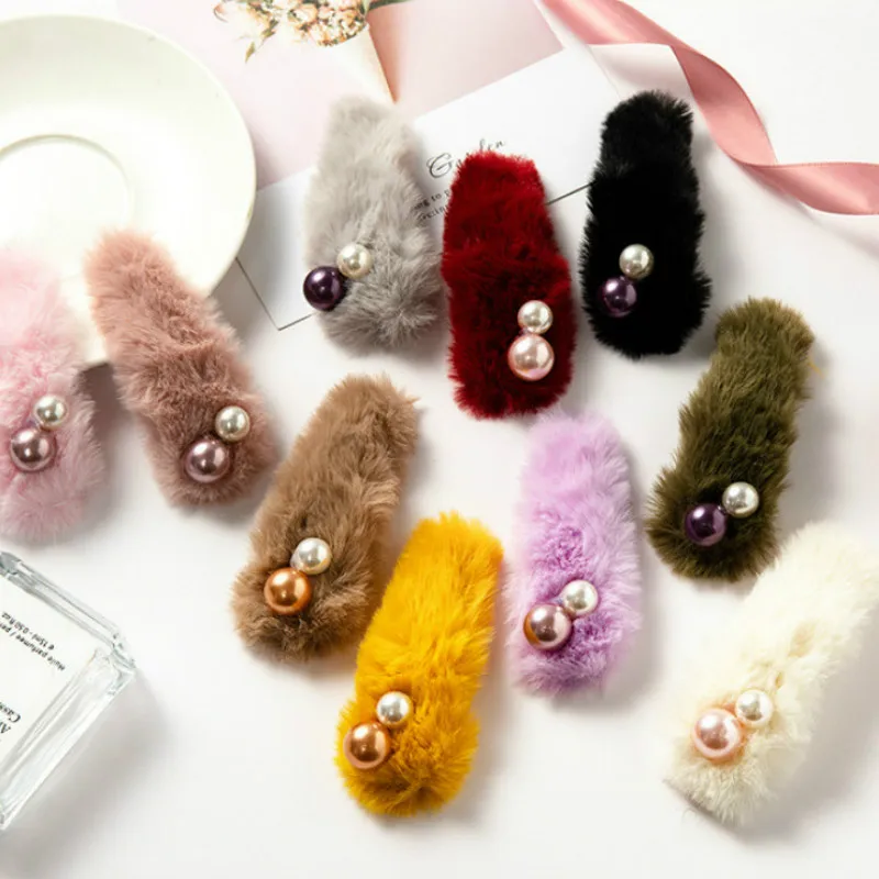 

Зимняя плюшевая однотонная заколка для волос из искусственного меха с жемчугом, заколки для волос для девочек, модные детские заколки для в...