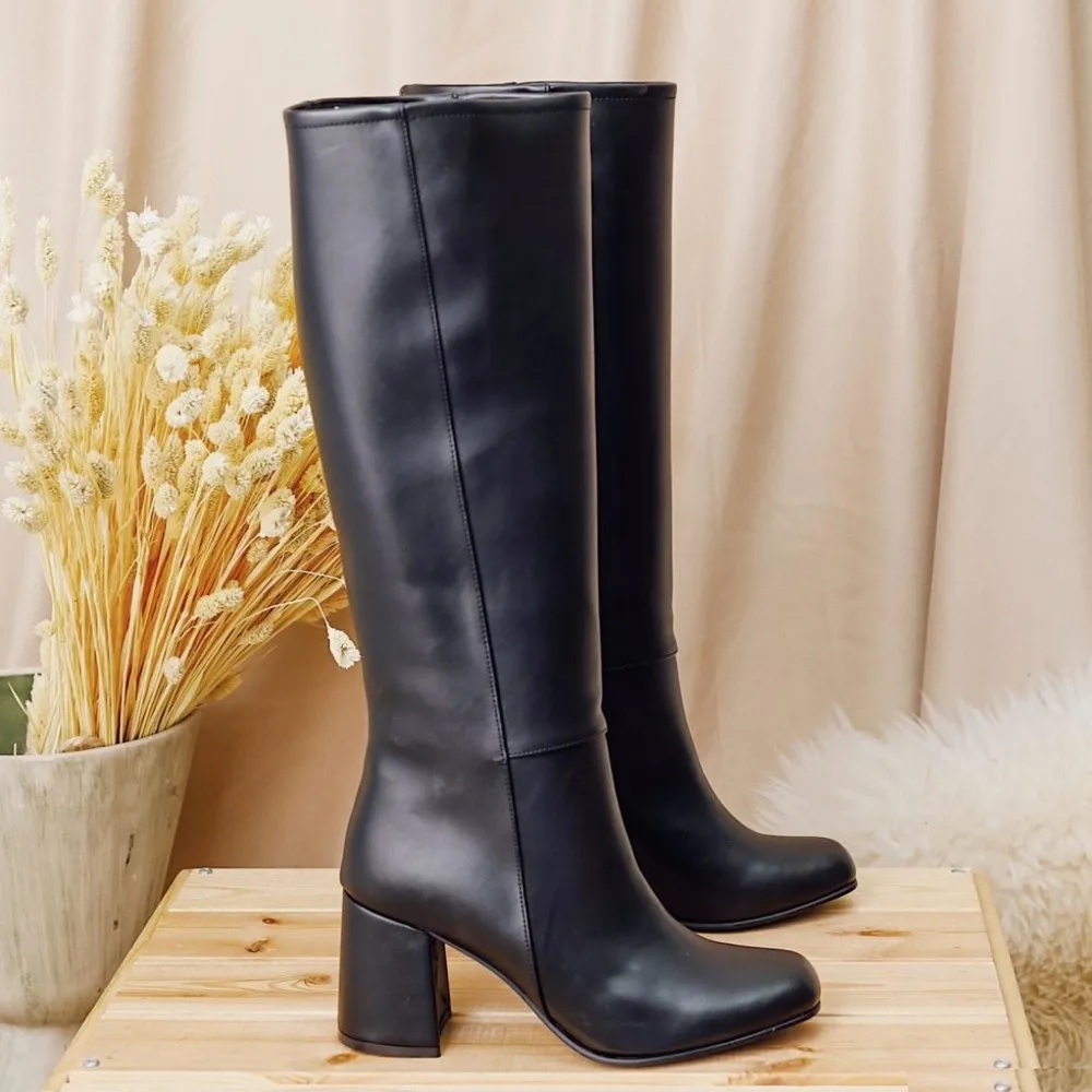 

Черные туфли-лодочки на среднем каблуке Dorlie Enola