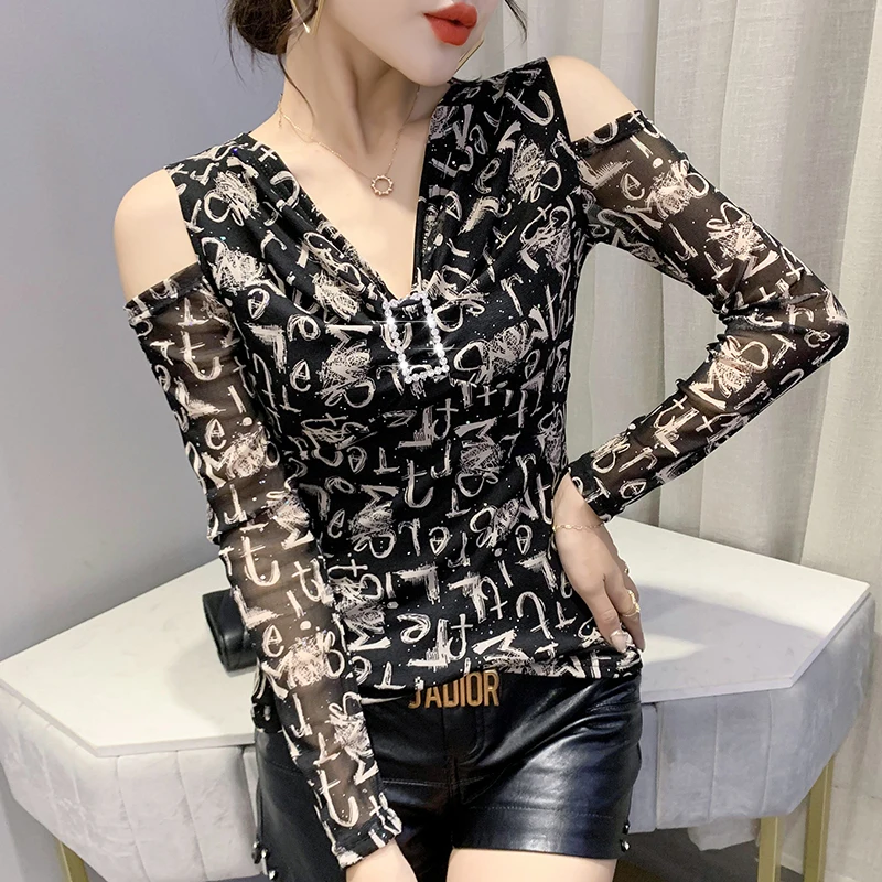 MadBlack Spring Fall Korean Style Mesh T-Shirt Sexy V-Neck Diamods Off Shoulder Print Letter Women Tops Long Sleeve Tees T1N608A