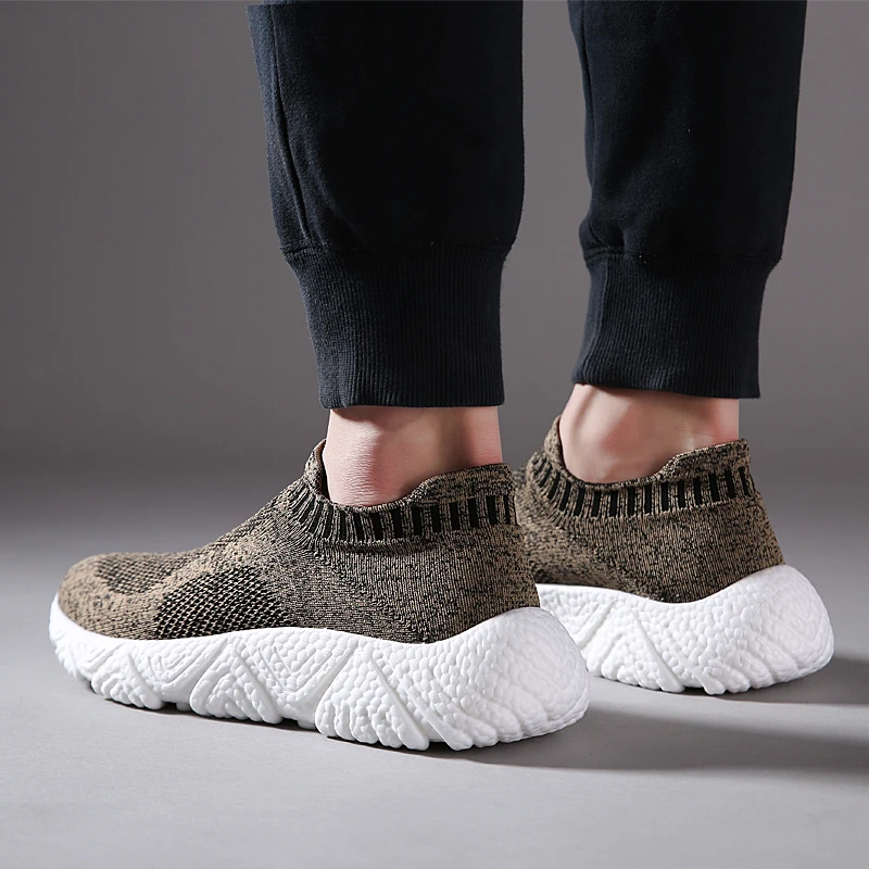 Men Loafers Flat Walking Shoes Slip on Casual Trendy Sneakers Outdoor Knitted Athleticsock Shoes Zapatos Deportivos