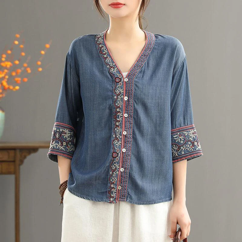 

2022 Summer New Arts Style Women 3/4 Sleeve Cotton Denim Loose V-neck Shirts Vintage Embroidery Single Breasted Blouse Tops C42