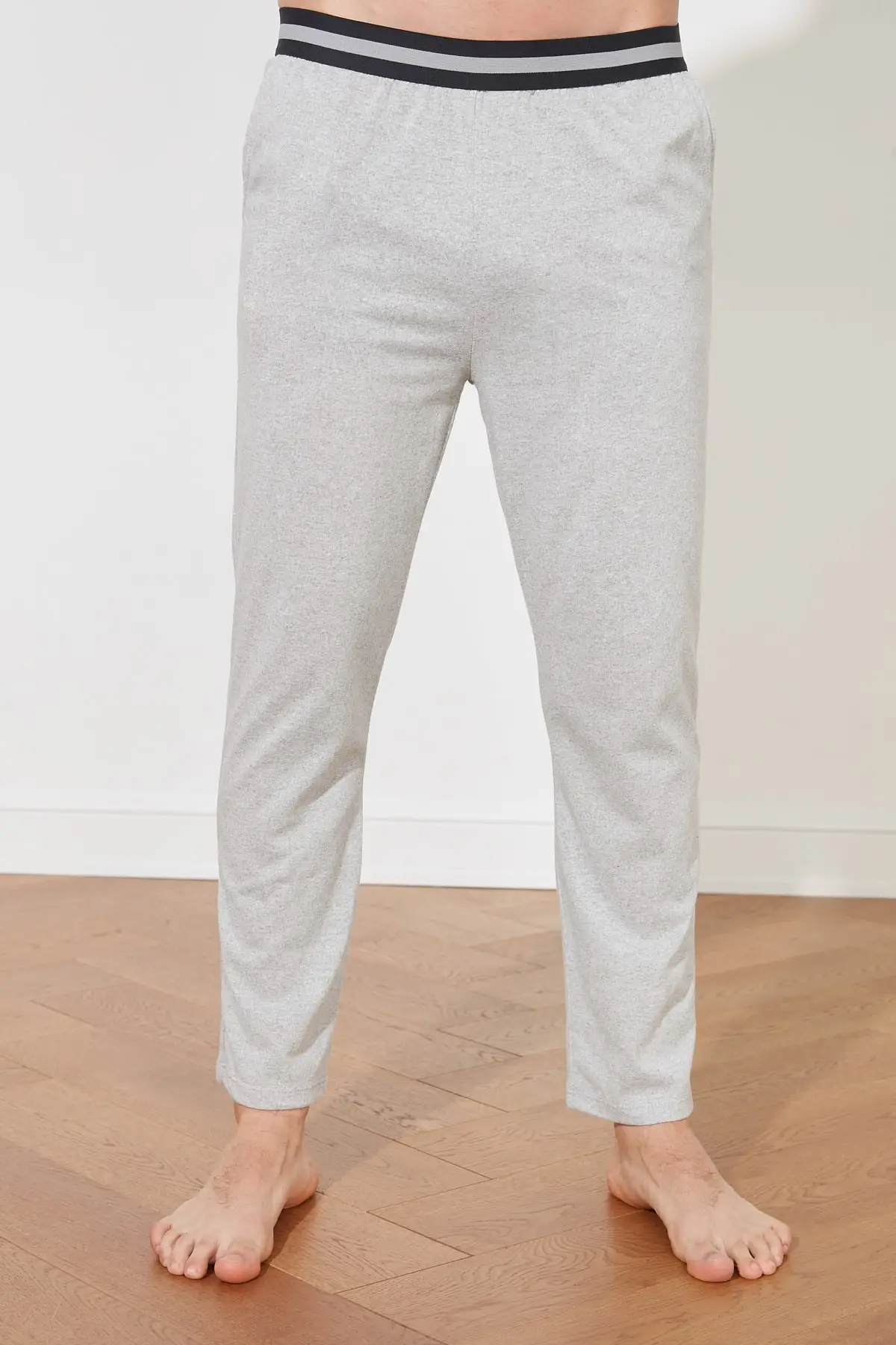 

Trendyol Stripe Knitted Sleepwear Six THMSS21PJ0001