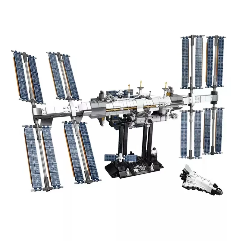 На складе 1230 шт. Набор для строительства модели космического шаттла "Экспедиция" 16014 из блоков 10231, игрушки в виде подарков к Рождеству для детей.