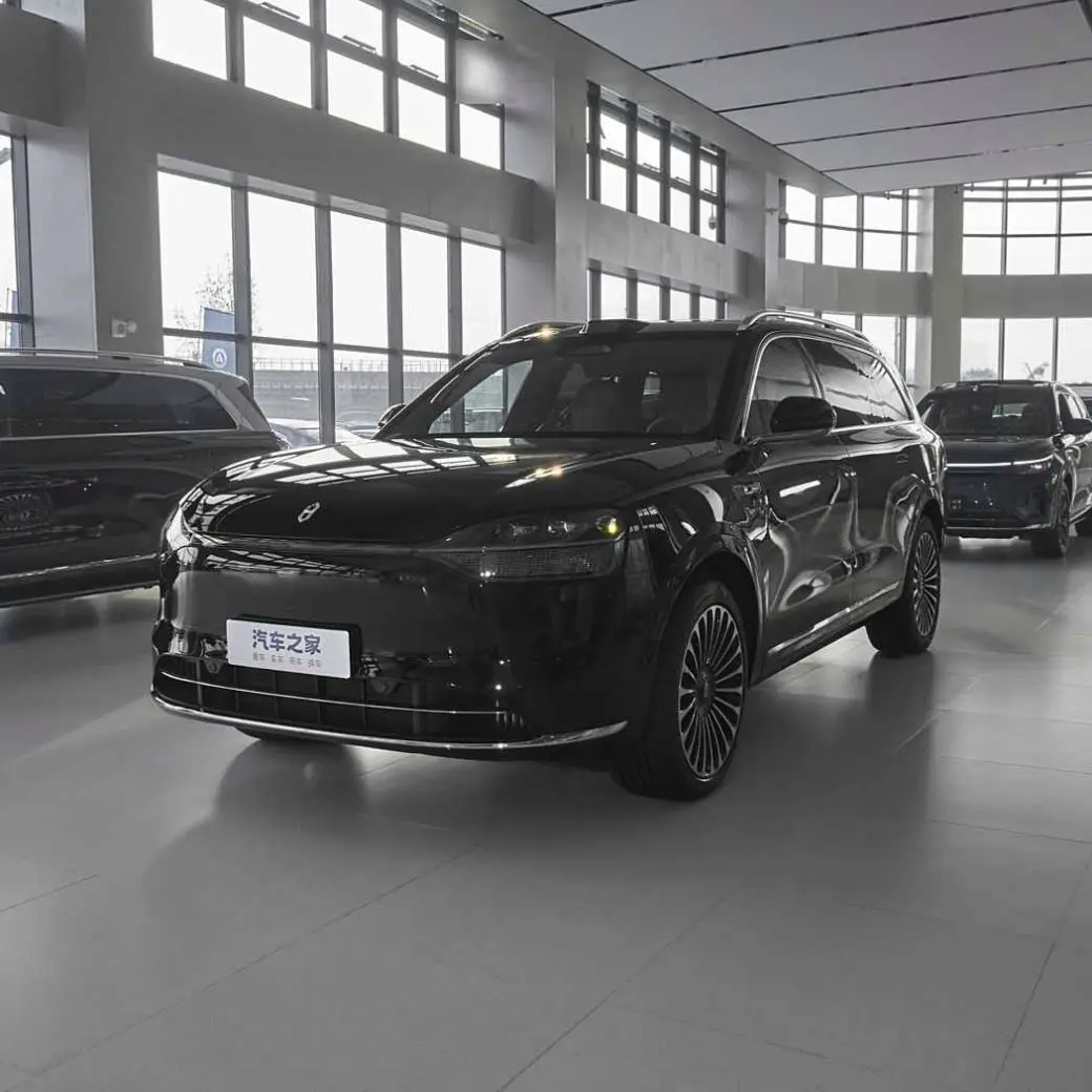 Фото Электромобиль Wenjie M9, 2024, удлиненный автомобиль дальнего действия, 4WD, 630 км, бывшая в употреблении электромобиль, большой электрический внедорожник №5
