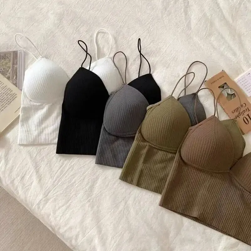 Маленькая коробочка халтер с открытой спиной и отделкой для уборки открытая