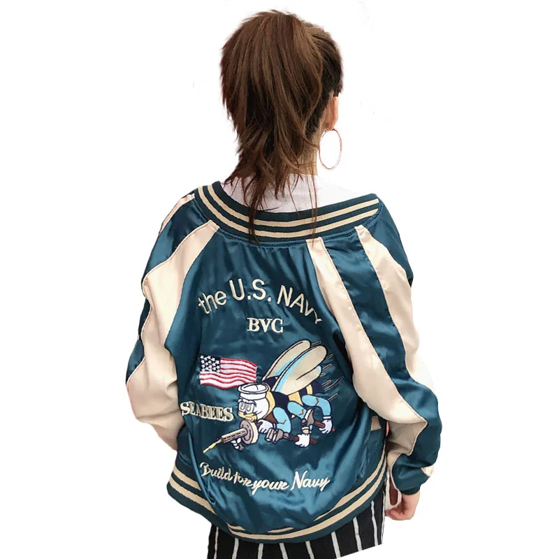 Двусторонняя куртка гладкая женская Yokosuka с вышивкой джмель красный журавль