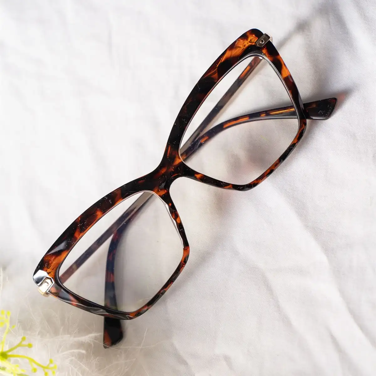 

2023 New Retro Square Glasses Frame Anti-Blue Light Men Women Popular Style Optical Fashion Computer Glasses