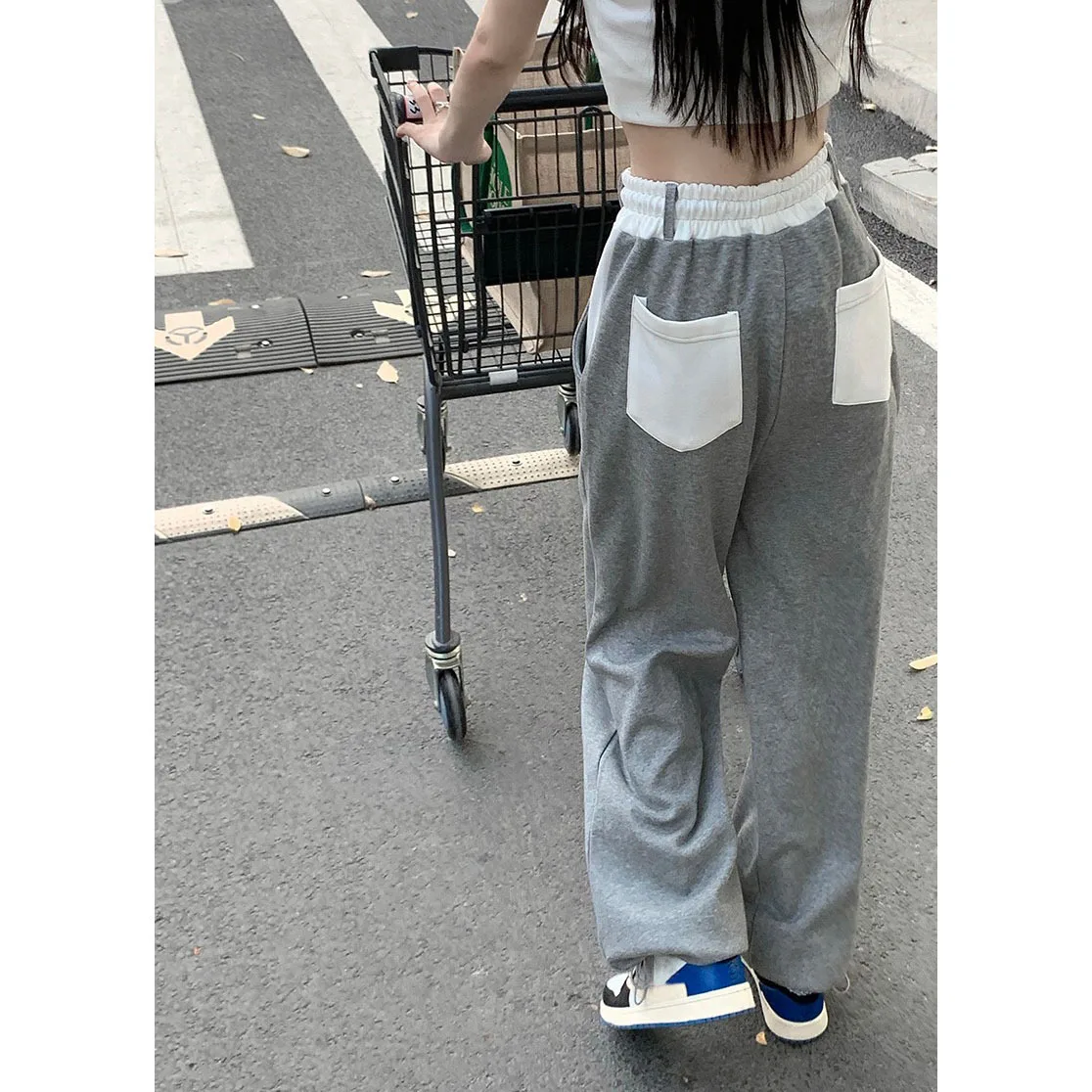 

2023 Gray Sweatpants Spliced Thin Drawstring Waist Sports Casual Pants Women Trousers Europe USA Loose Beam Feet Wide Leg Pants