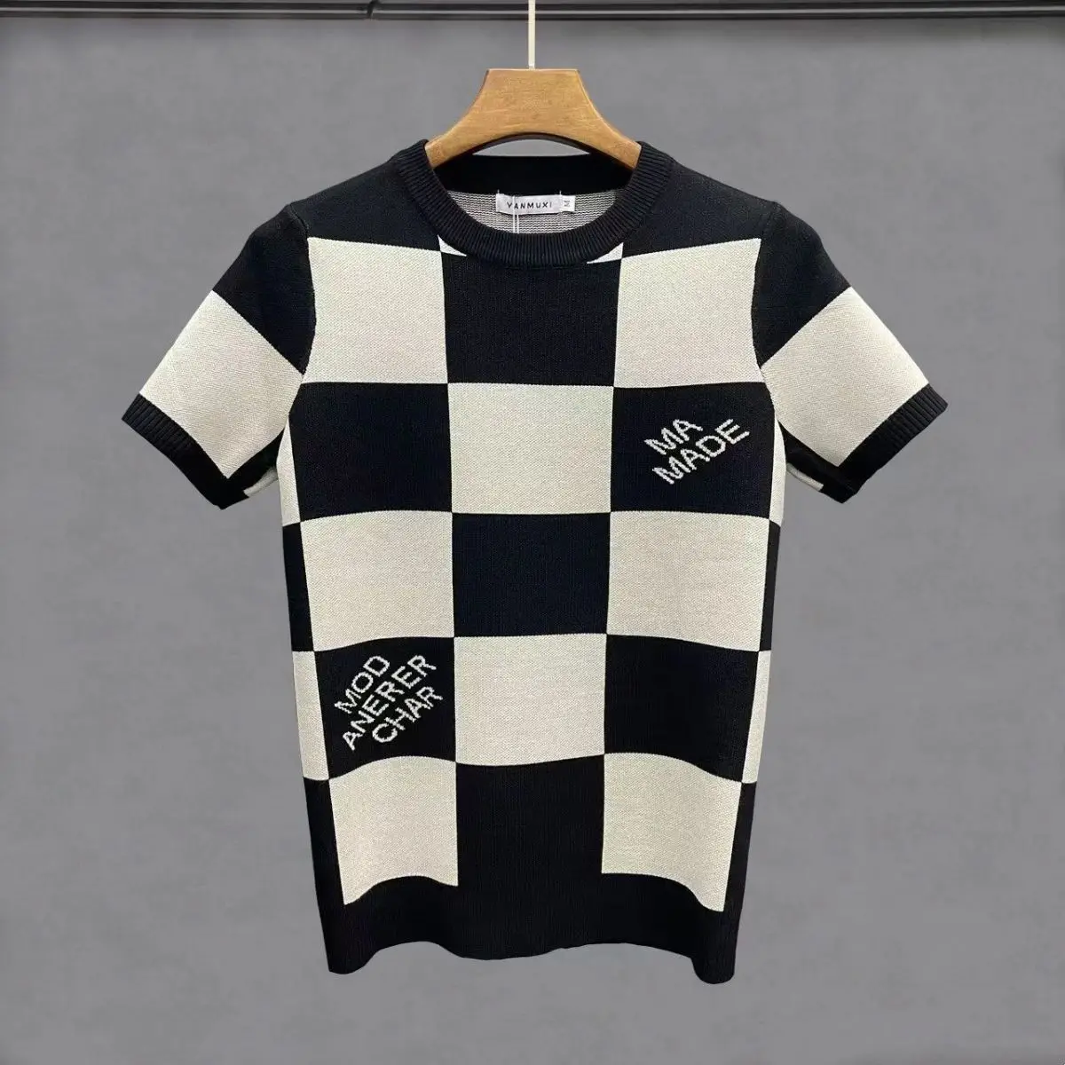 

Y2K 2023 Summer New Mens Slim Vintage Short Sleeve T Shirt Black White Plaid Printed Graphic T Shirts For Men Camiseta Masculina