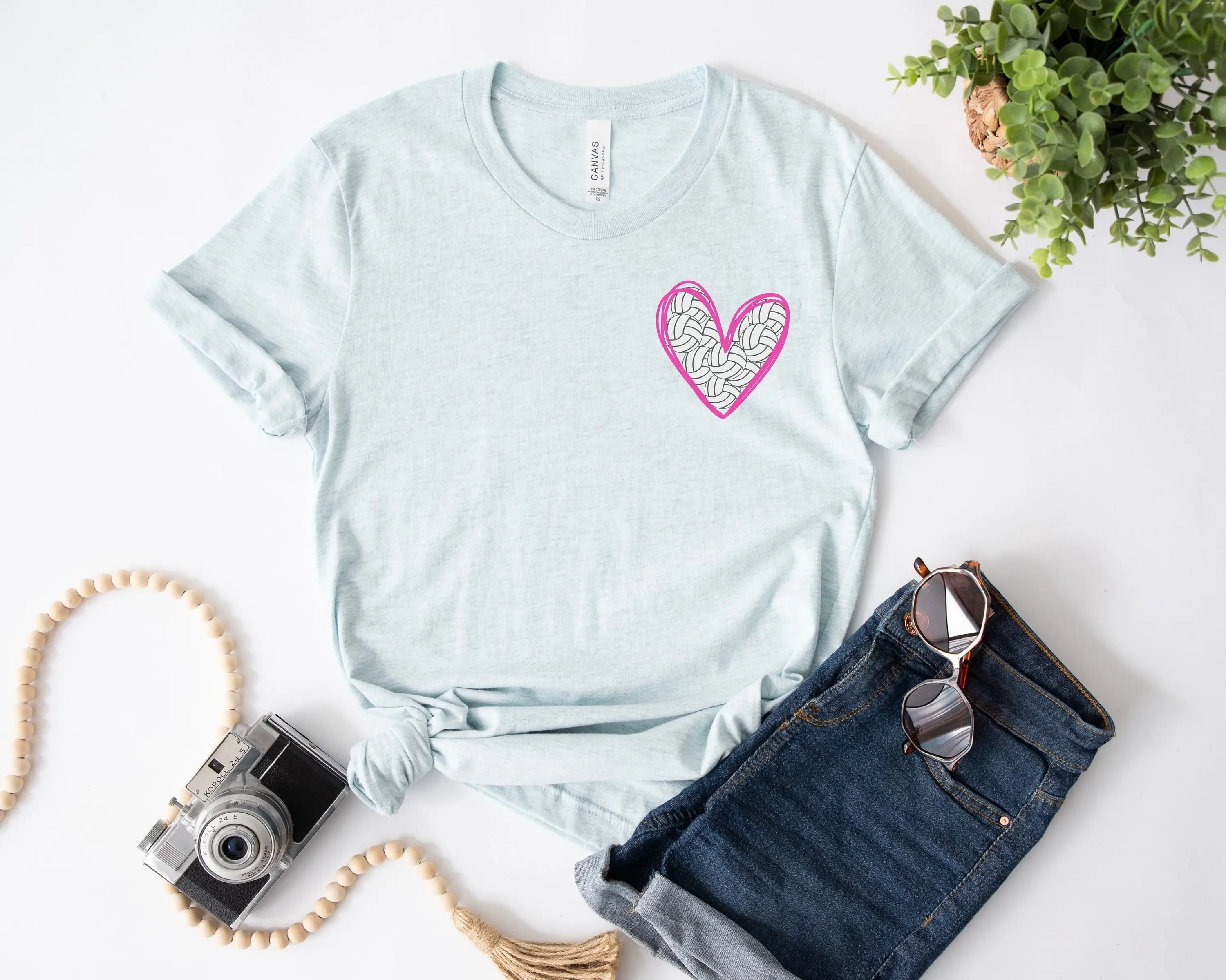 Волейбольная футболка с сердечком для мамы милая спортивная на день игры