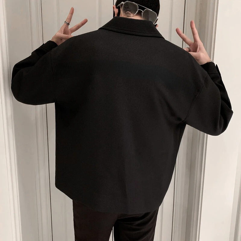 Куртка мужская Осенняя с карманами и отложным воротником