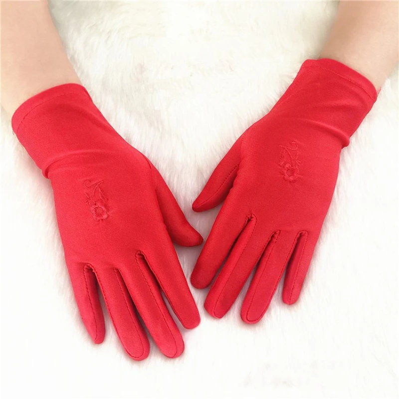 

Spring and Autumn Thin Ladies Sunscreen Elastic Gloves Etiquette Black and White Gloves Germ-proof Gloves