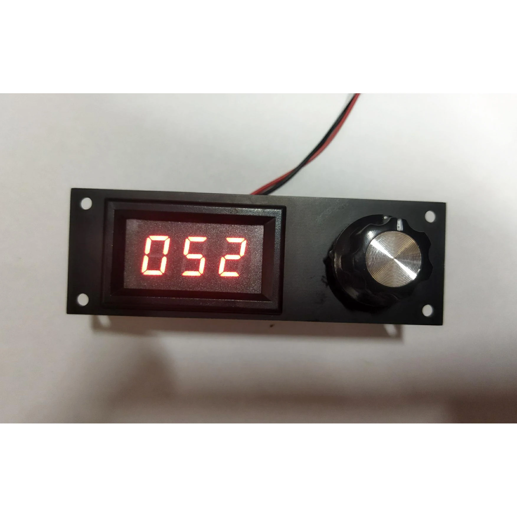 

Потенциометр с цифровым дисплеем отображение позиции отображения процент