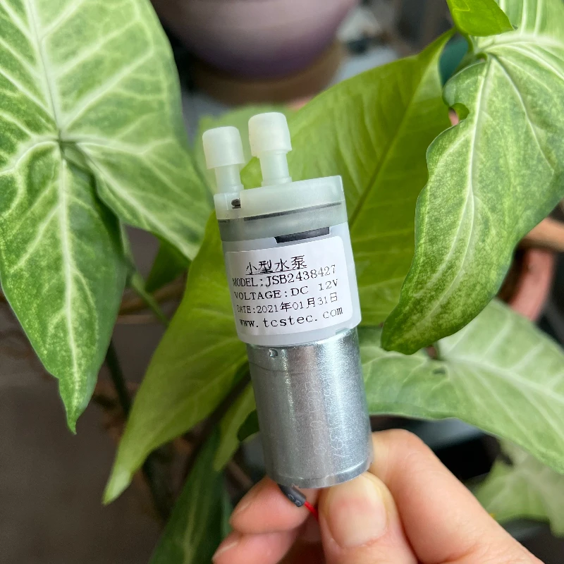 

Мембранный водяной насос TCS JSB2438427 12В