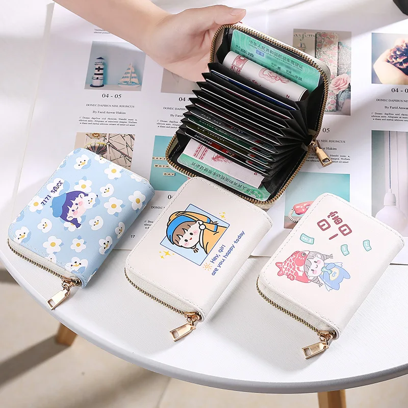 

Large Capacity Lovely Girls Heart Card Bag Anti-degaussing Anti-theft Brush Driver License Bank Card ID Card Bus Card Coin Purse