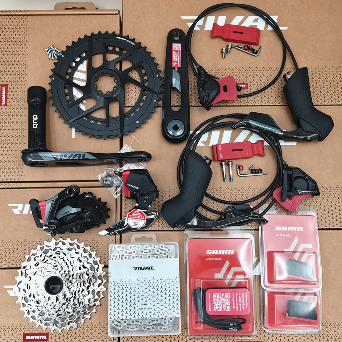 Фото Беспроводной комплект SRAM Rival E1 AXS |   2x12 скоростей, шоссейный |   Гидравлические дисковые тормоза |   46/33Т 48/35Т |   10-30Т 10-36Т |   Флаттоп-чейн №4