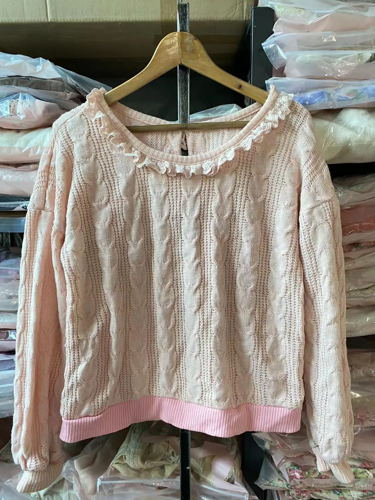 

Japan Autumn Special Product Backside Bows Knitted Lace Long Sleeve Twist Sweaters