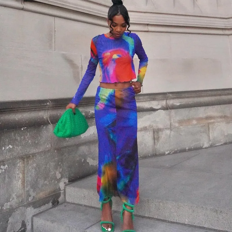 

Женский костюм с юбкой, укороченный топ с длинным рукавом и круглым вырезом, комплект из двух предметов в стиле бохо, уличная одежда, Осенние комплекты с юбкой, 2023